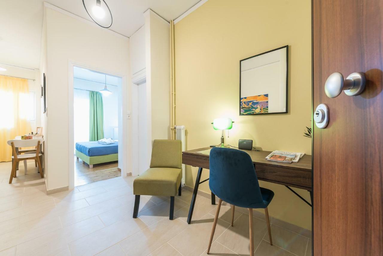 Stylish Kerameikos Apartment By Cloudkeys Atenas Exterior foto